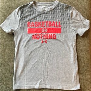 Like New! UA Basketball Tee!